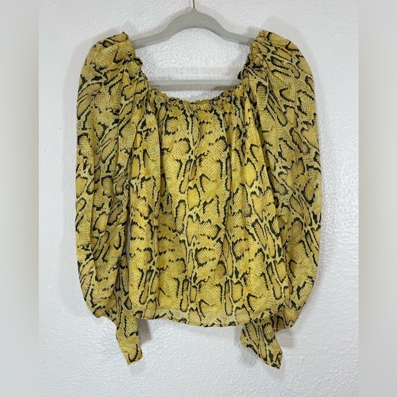 FRAME Off The Shoulder Billow Yellow Top in Python Multi Print Women’s XS Chic - Picture 14 of 14